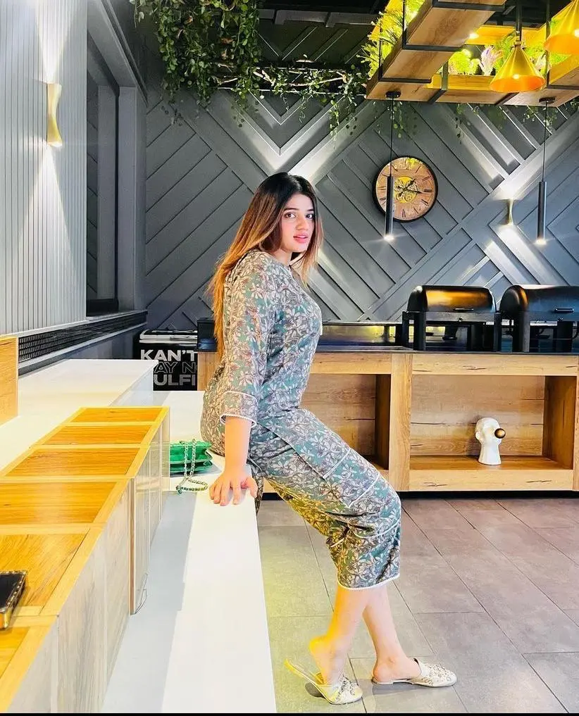 Islamabad models - Photo 1