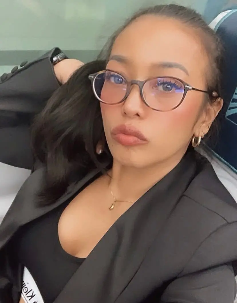 Bee in TOKYO – Spanish  - escort in Tokyo