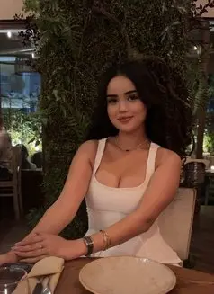 The Ultimate Vip Dubai Escort Experience - Photo 1