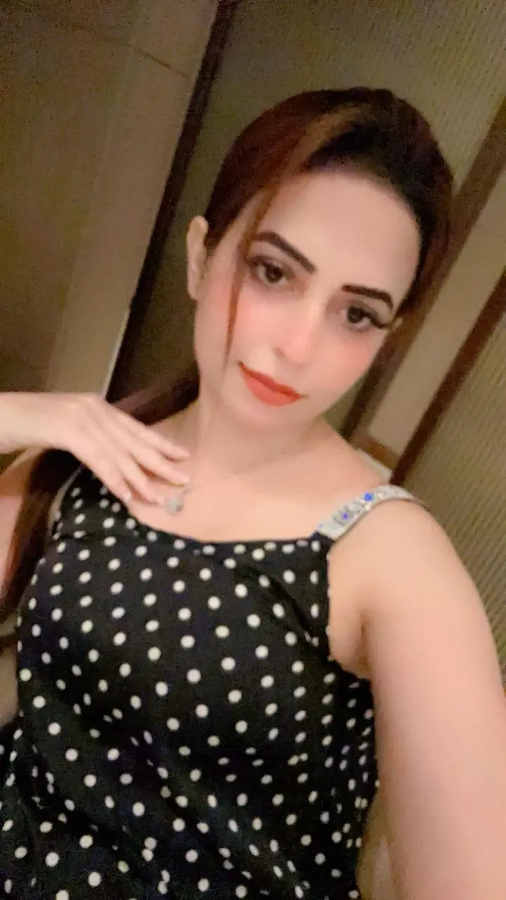 Radhika Indian Model – Indian escort in  - Photo 2