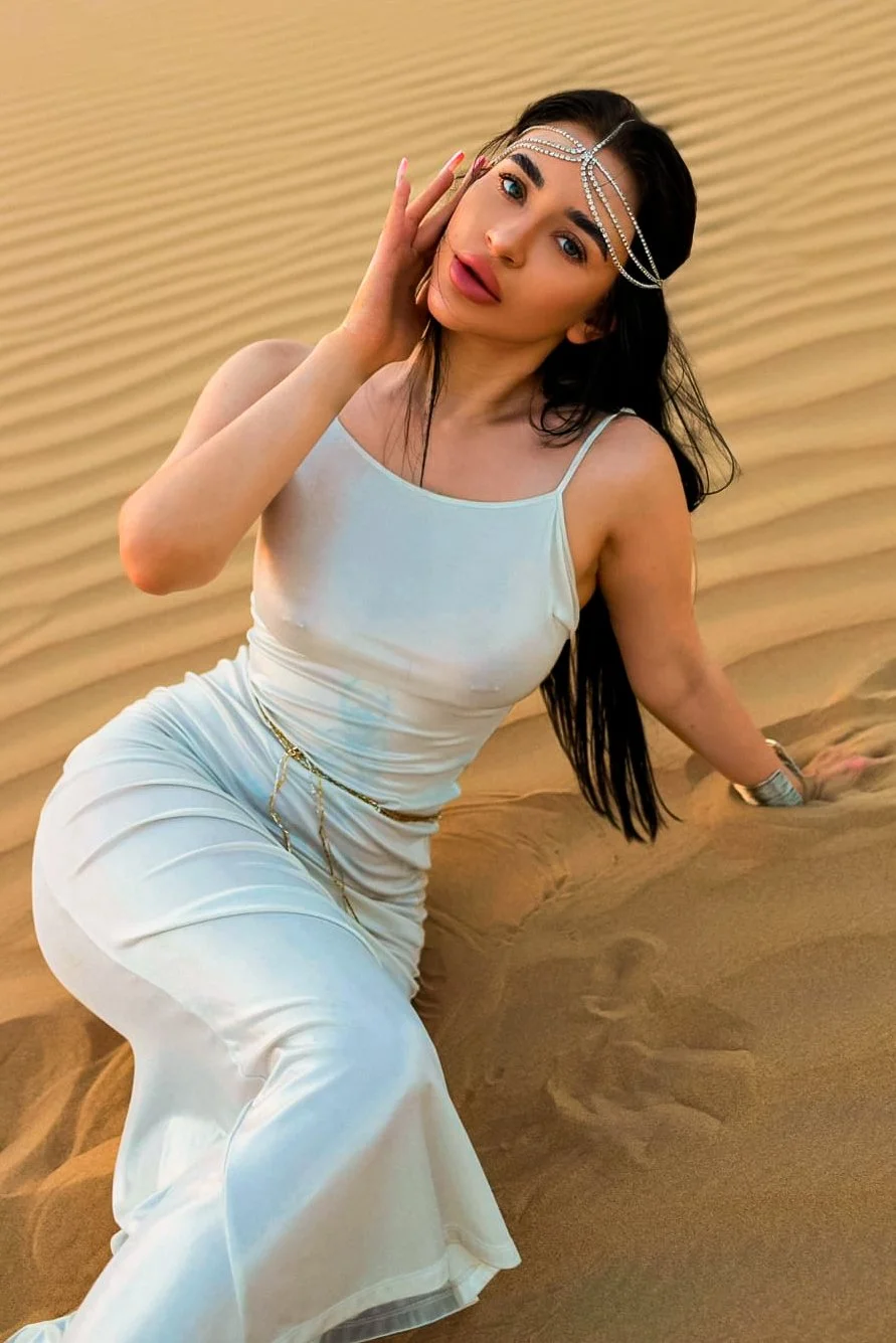 Molli Ukrainian escort  - Photo 2