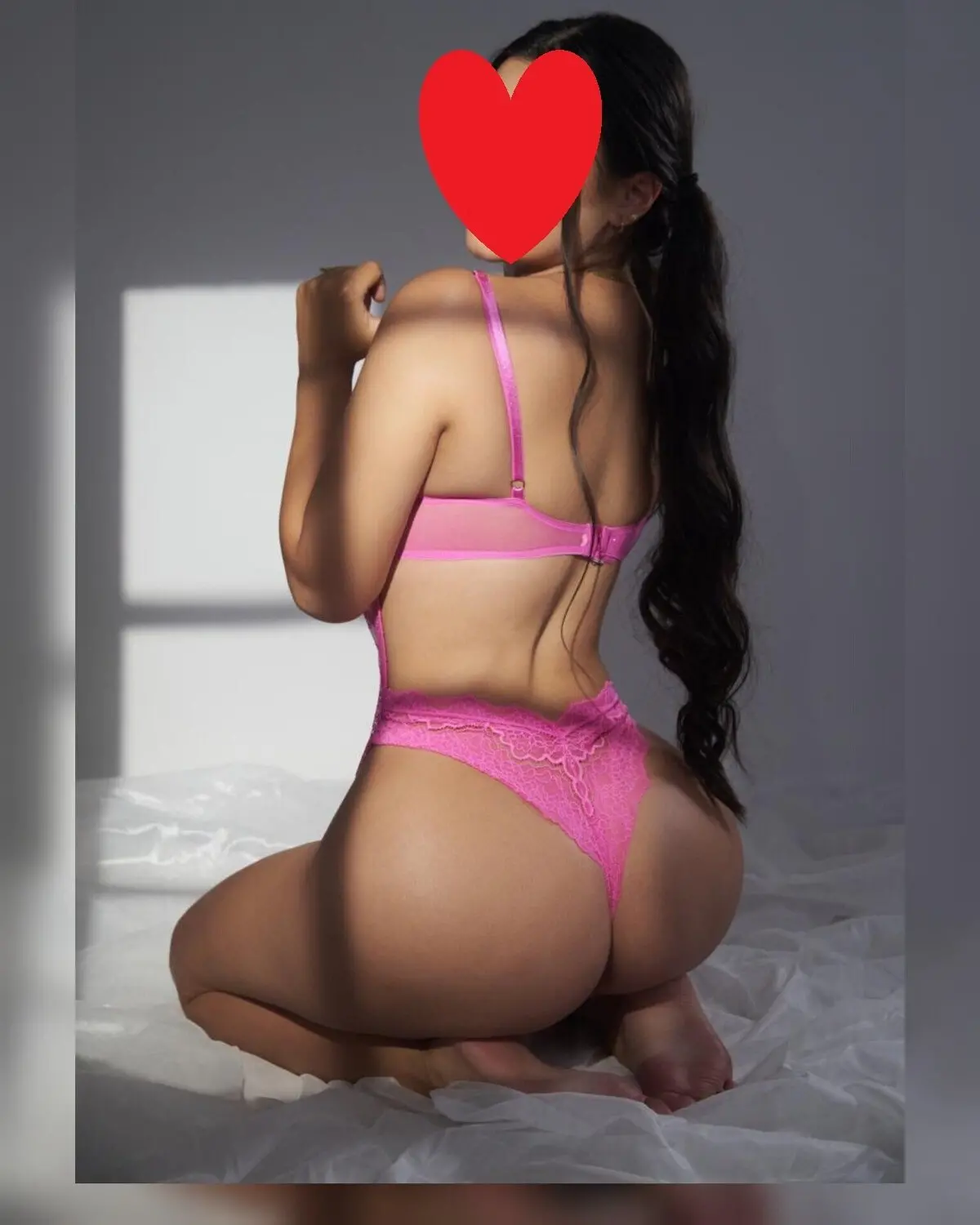Indian Escort Girl 5 Star H - Photo 1