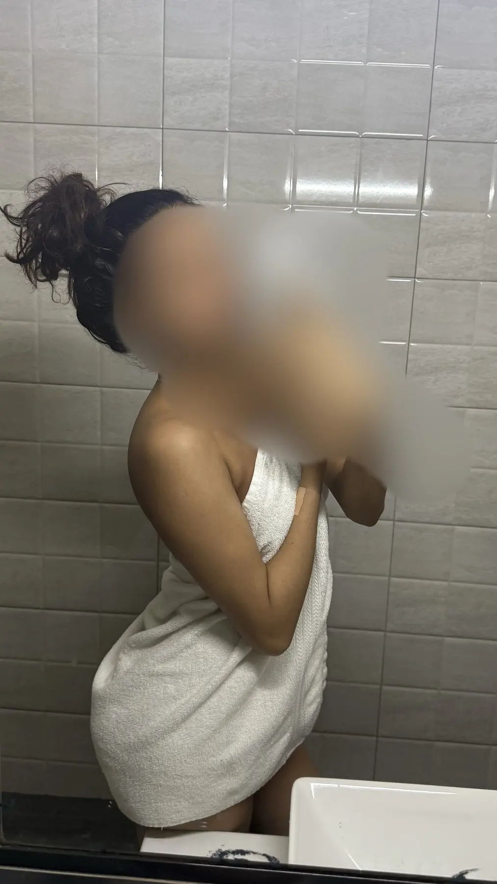 Young Model GFE – Sri Lanka - Photo 1