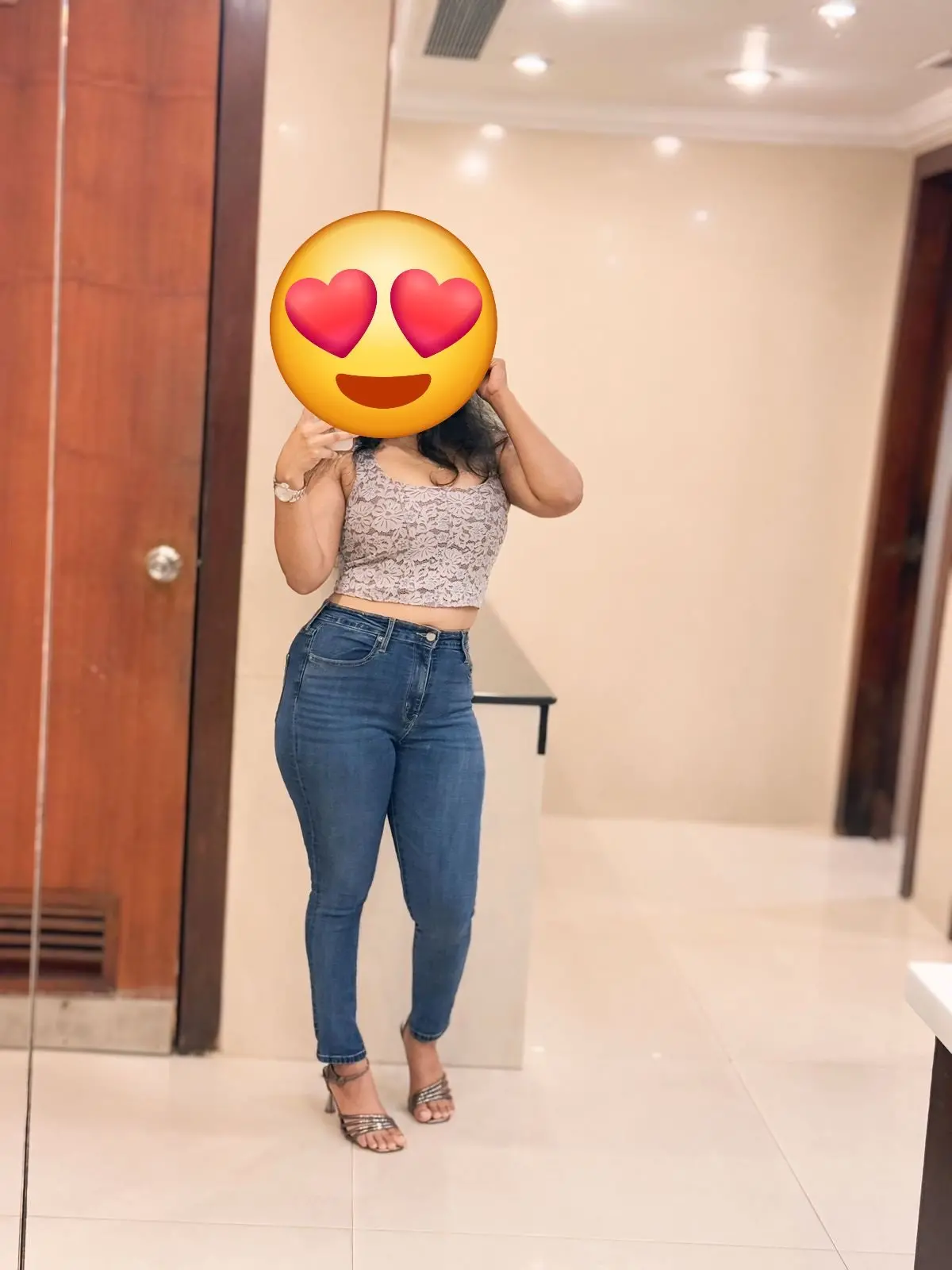 Shanu FFM Colombo – Sri Lank - Photo 2