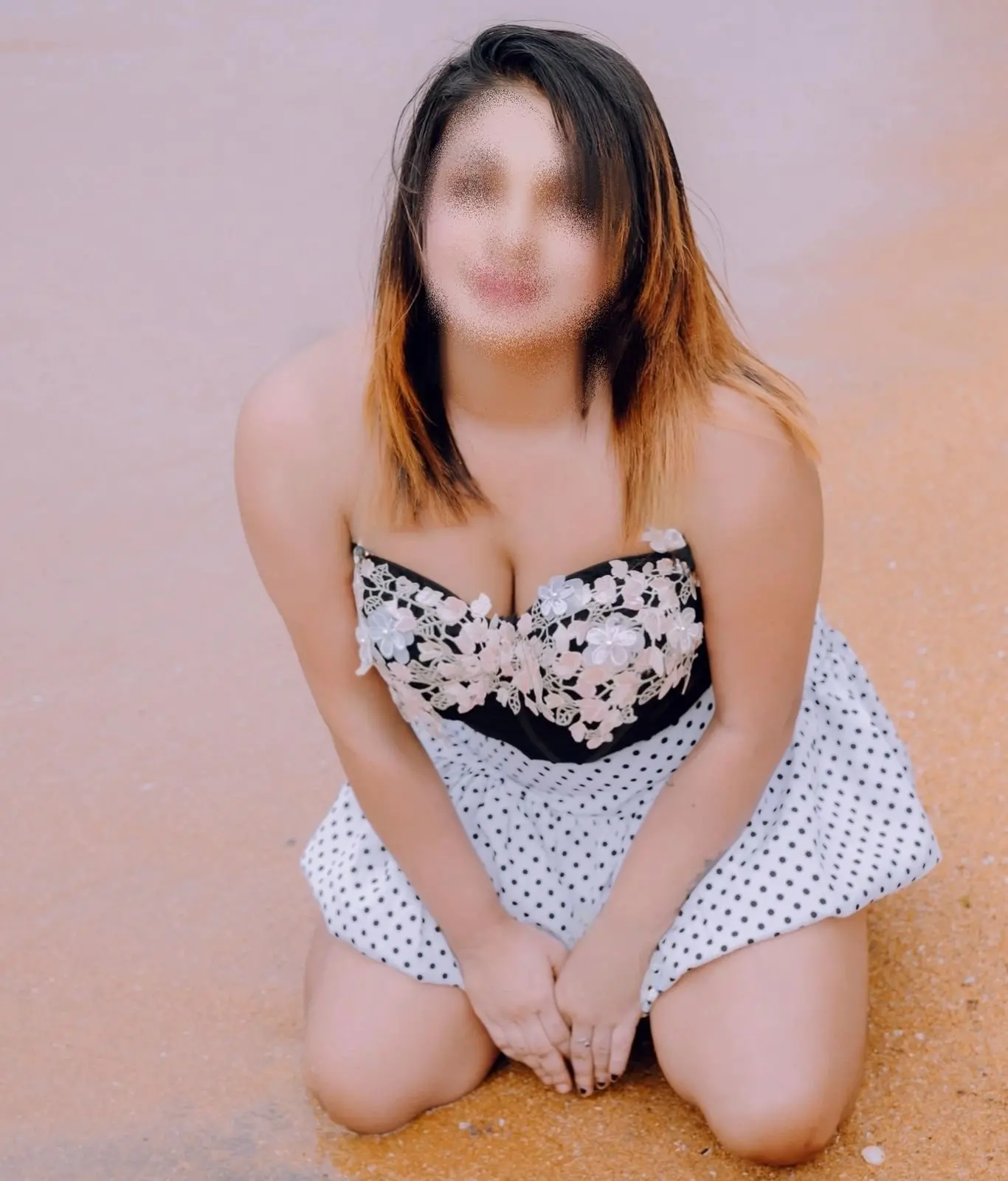 Freelance model likes  - Photo 2