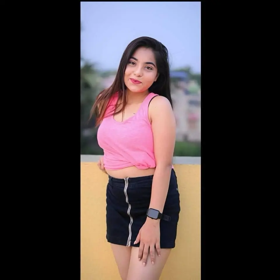 PRIYANKA INDEPENTENT SERVIC - escort in Kolkata