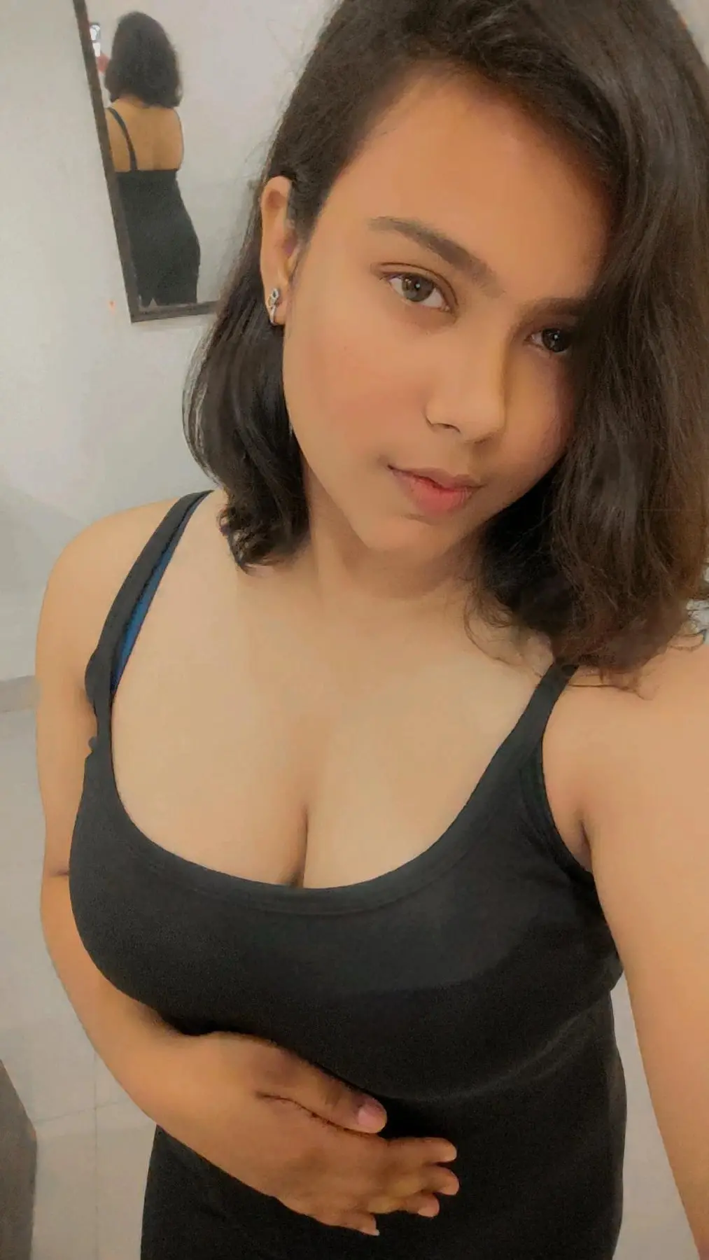 Anu Ver college girl indepadent - Photo 1