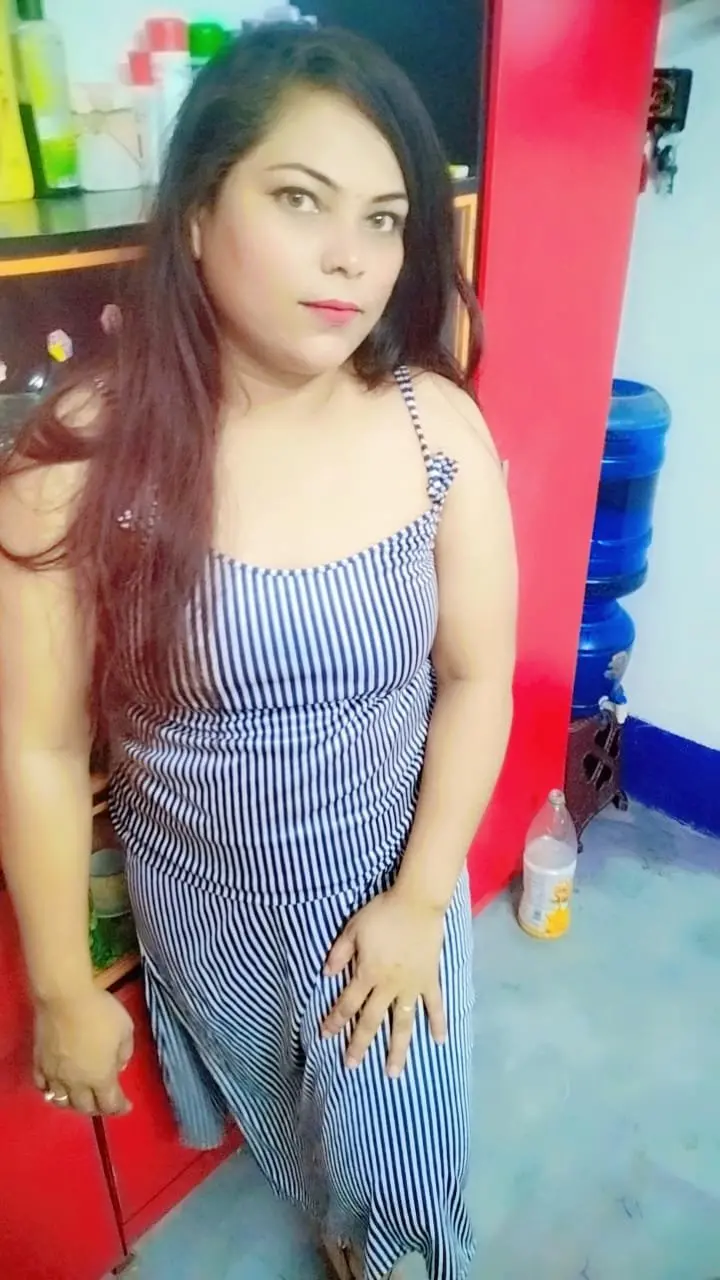 Cam Show & Meet available - Photo 2