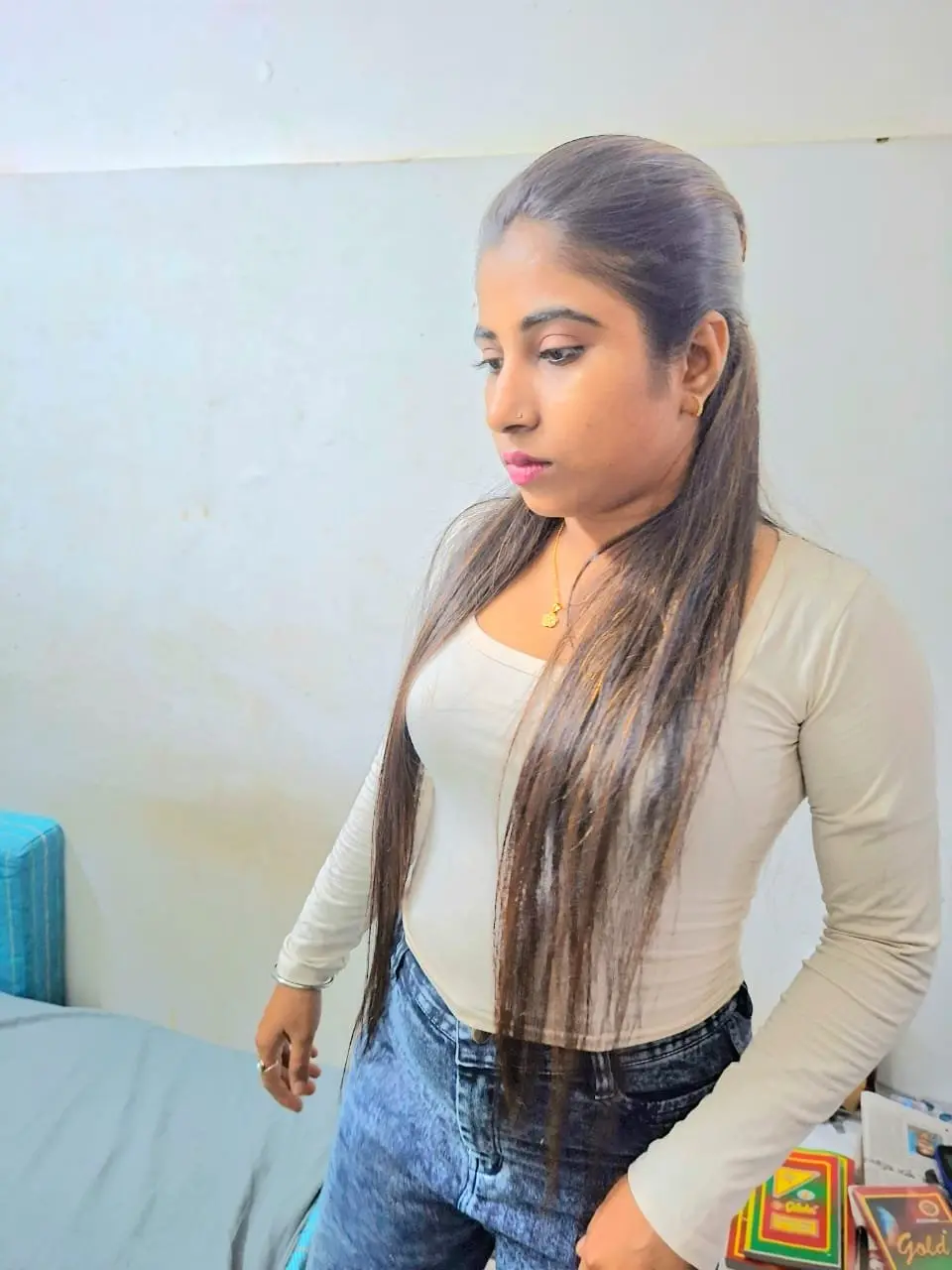 Devas Kolkata Escorts - Photo 1