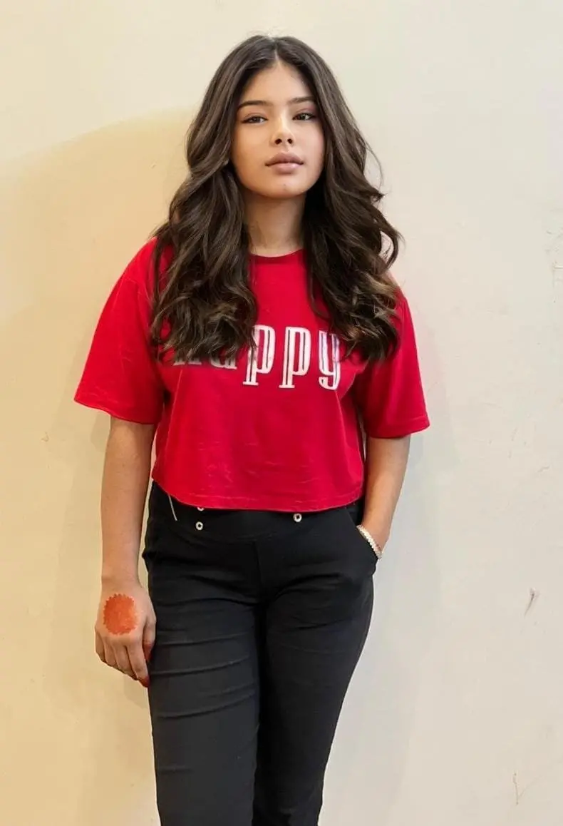 Independent college girl aa - Photo 2