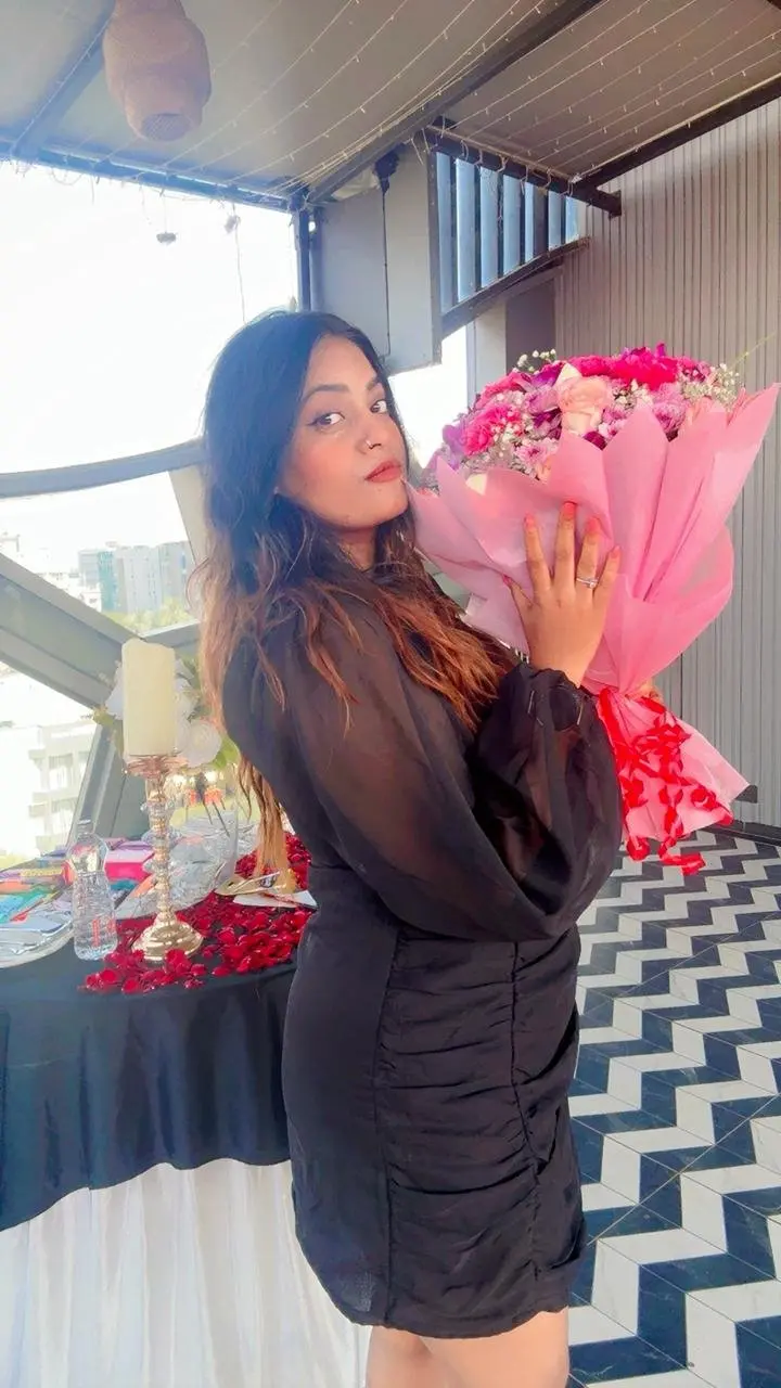 ꧁♧༺RITIKA INDEPENDENT༻♧꧂, – - escort in Mumbai