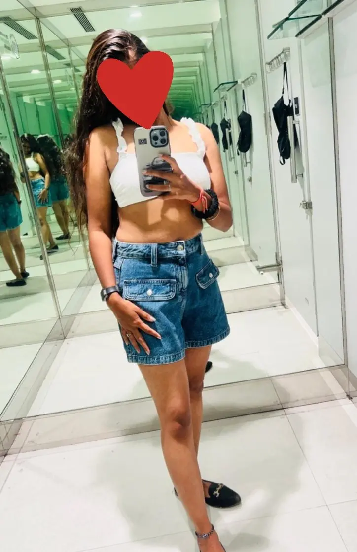 Priya – Indian escort in Pune - Photo 2