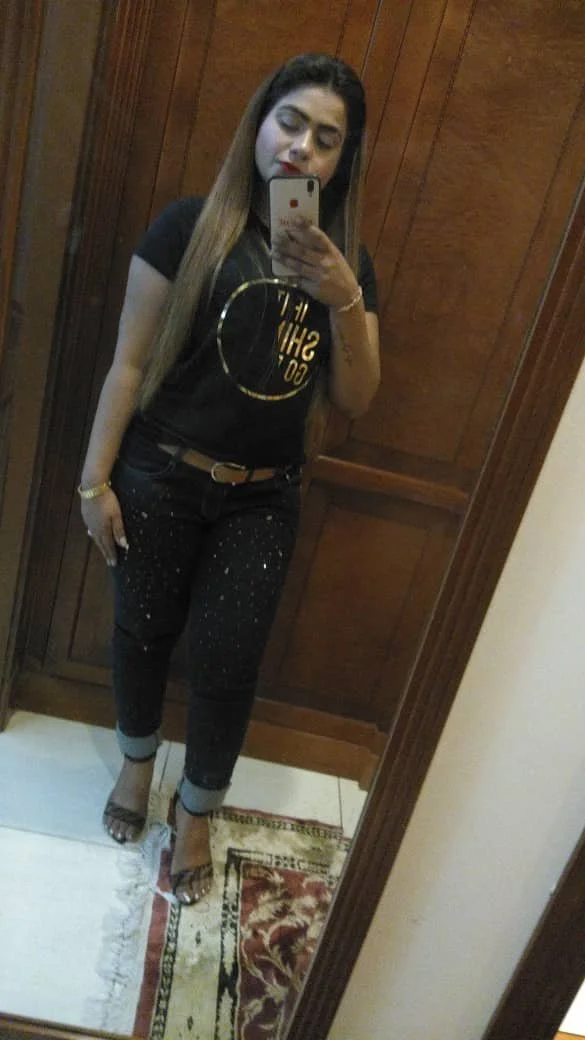 Arshita Indian Student Indian escort  - Photo 1