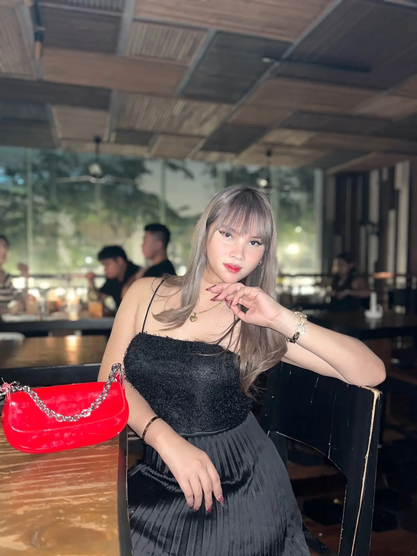 Flight Attendant Escort – F - Photo 3