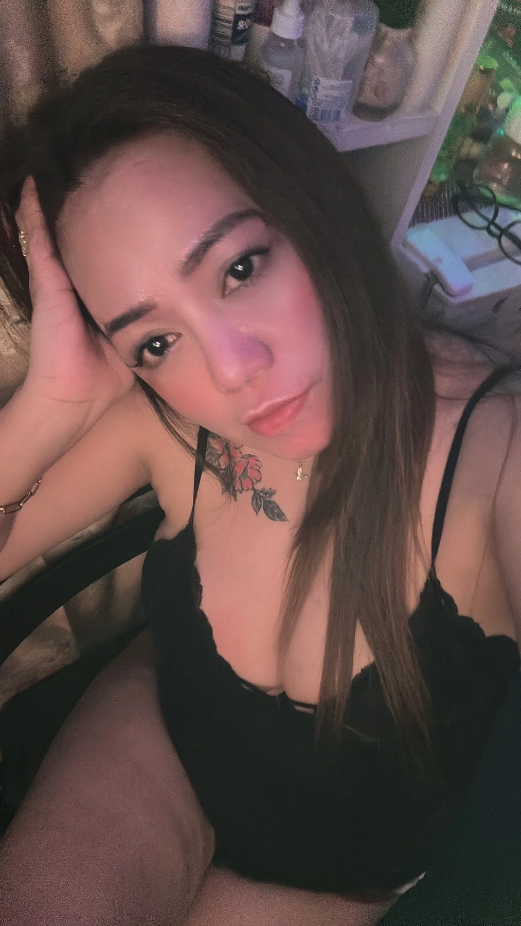 Maria – Filipino escort  - escort in Dubai