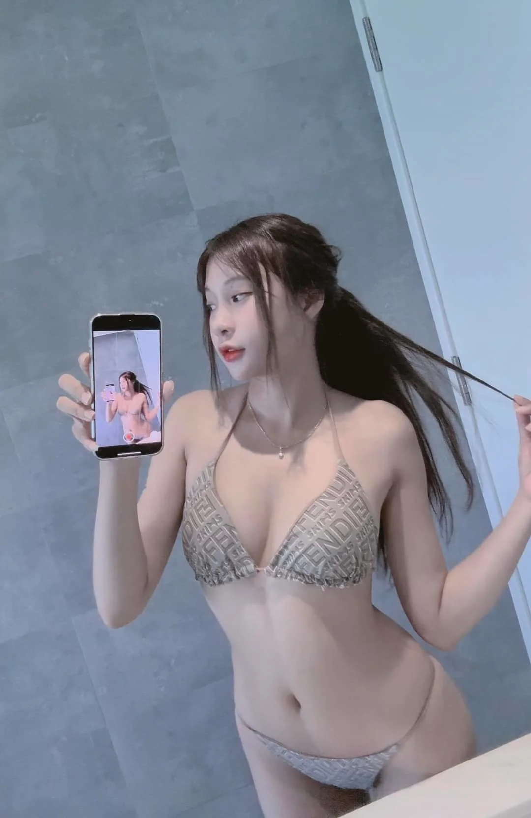 Lona – Japanese escort  - Photo 2