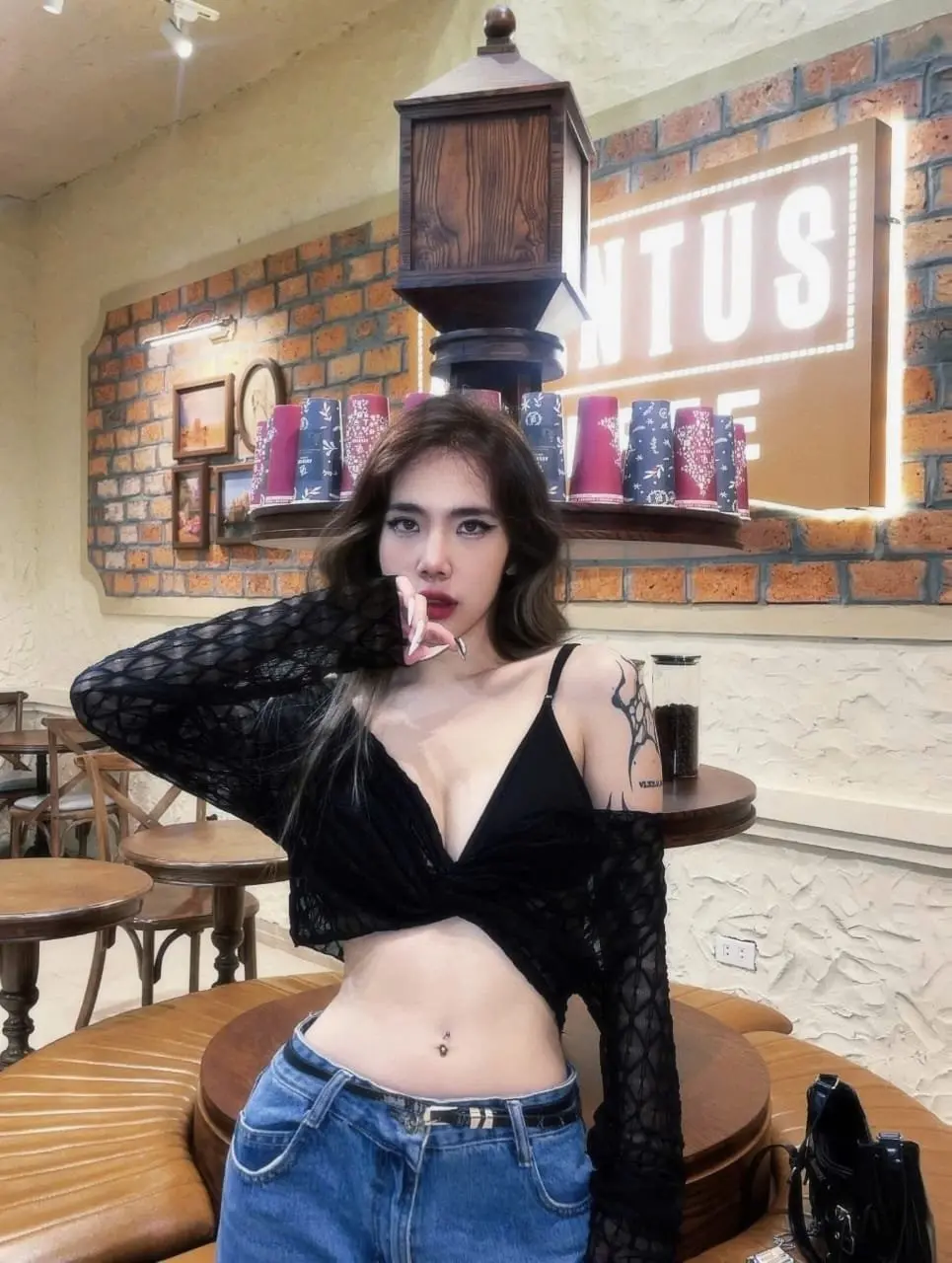 Beata – Filipino escort in Dubai - Photo 3