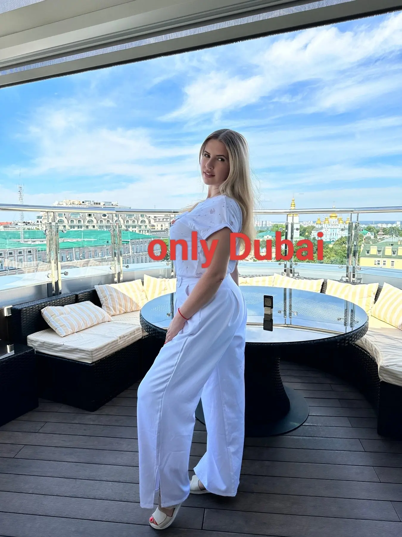 Real Photo, all services, - Photo 2