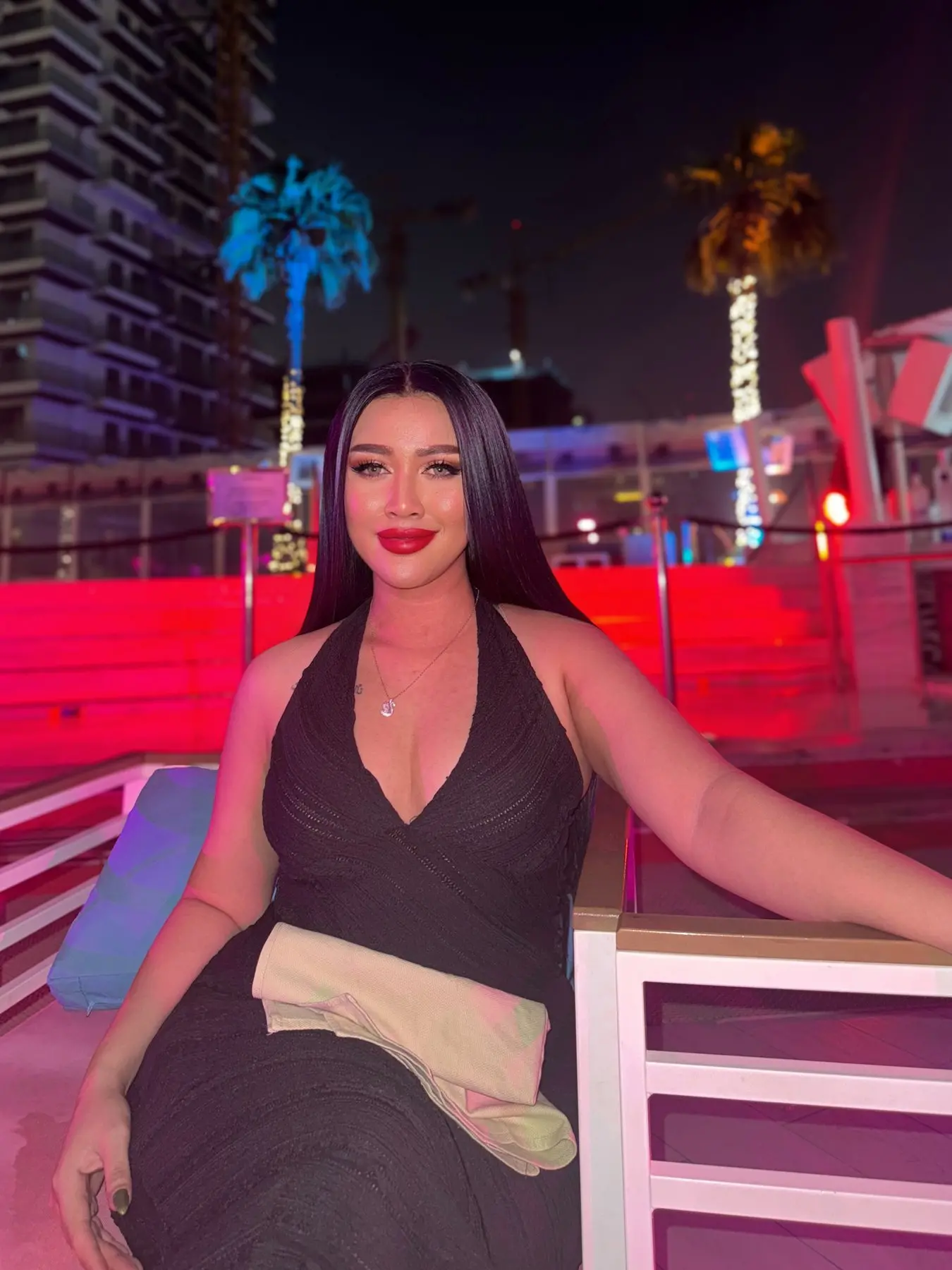 Farah – Indonesian escort in Dubai - escort in Dubai