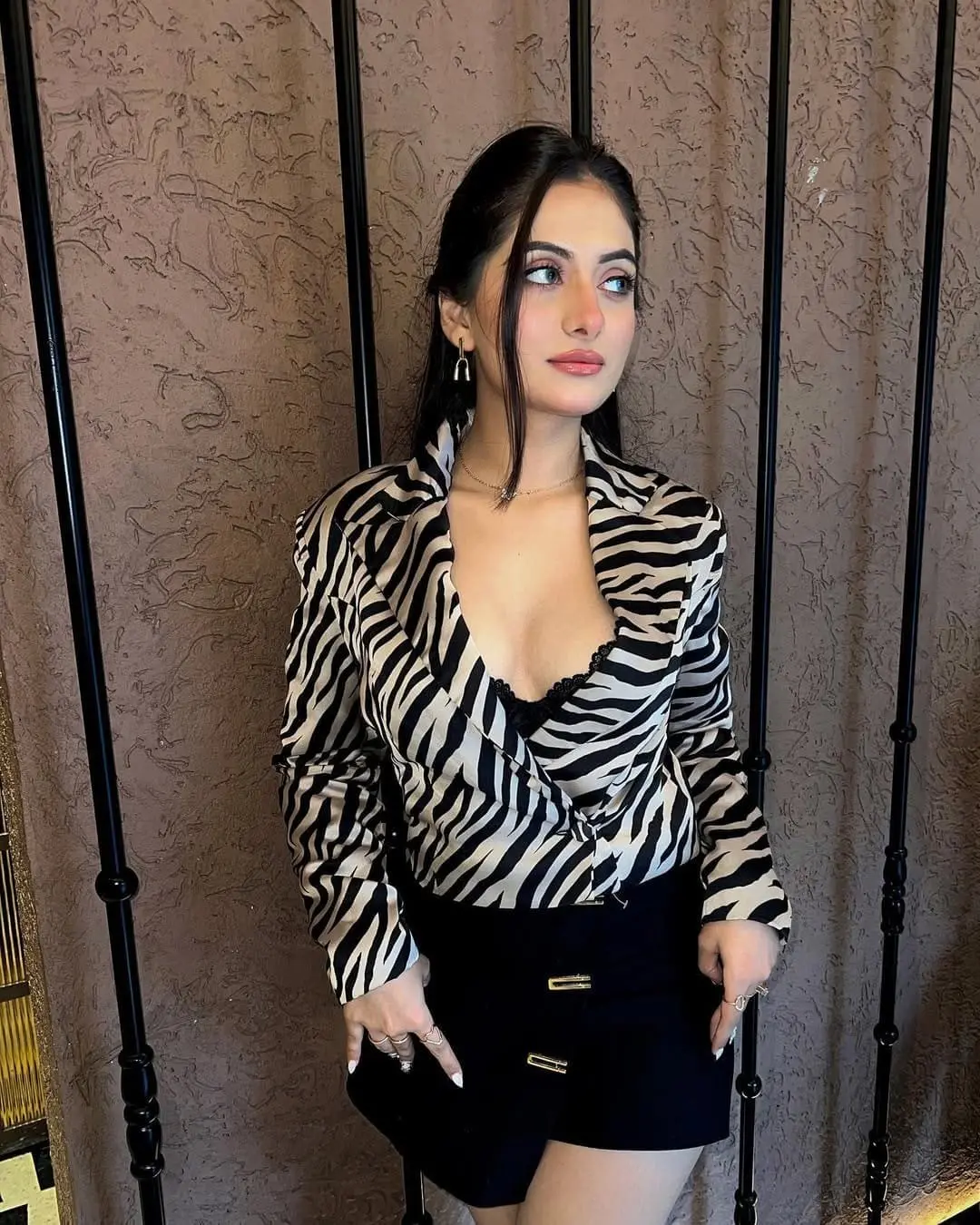 Shriya – Indian escort in Dubai - Photo 2