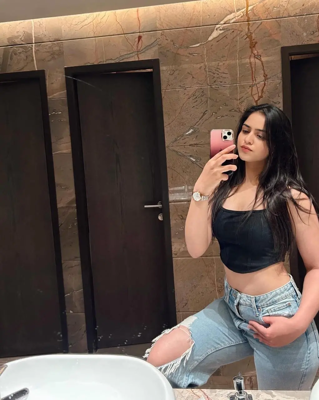 Deepika – Indian escort in Dubai - Photo 1