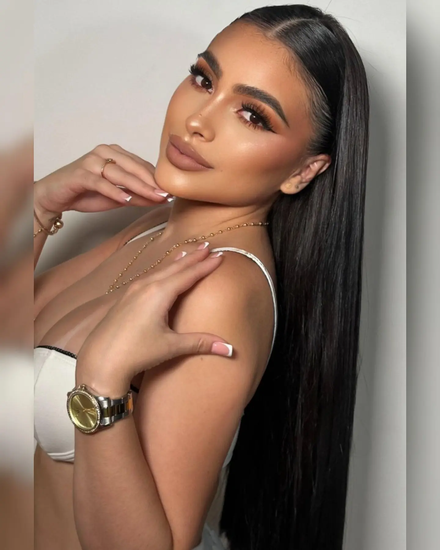 Yara Evangeline – Colombian - Photo 1