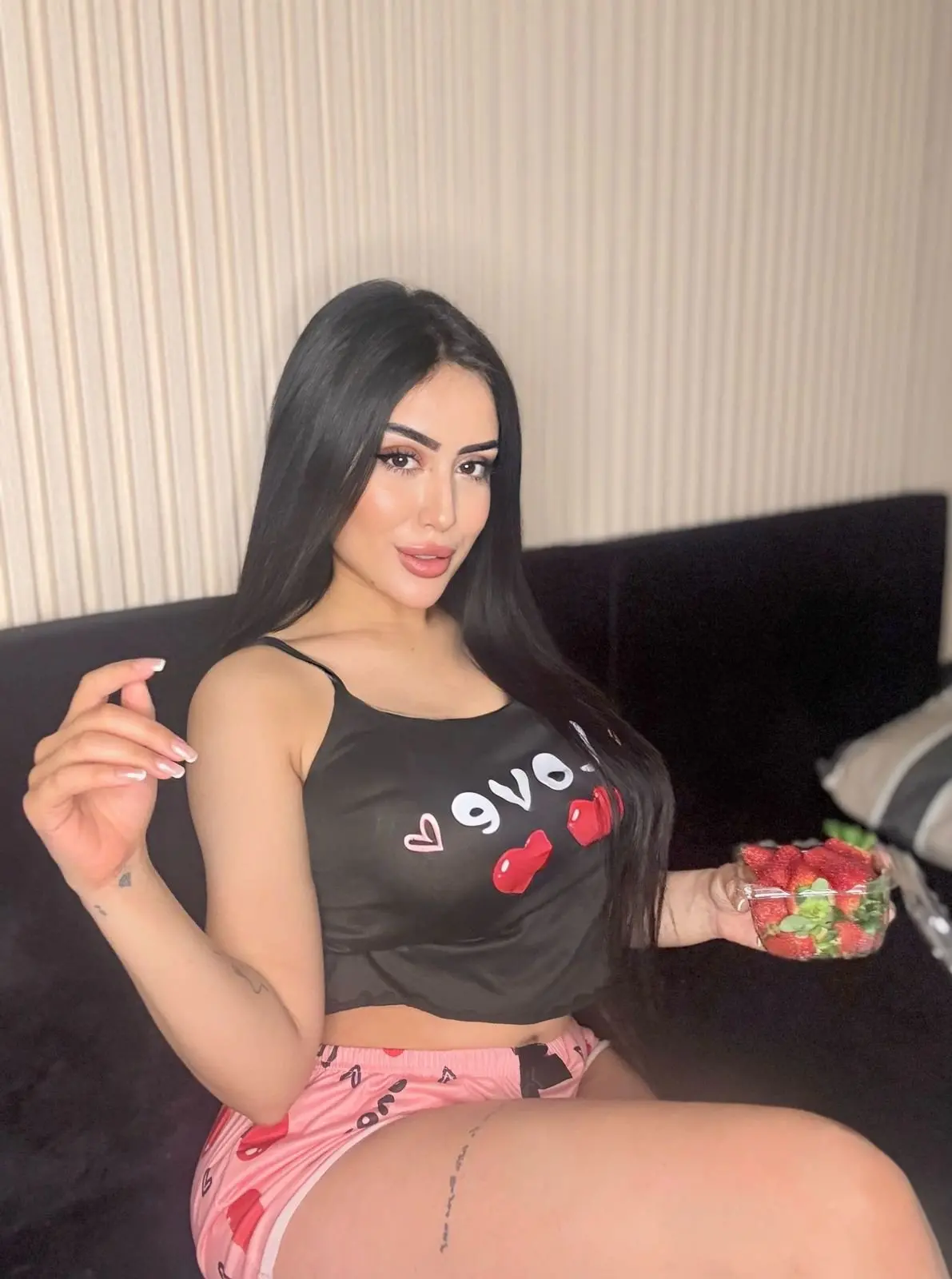 Sarah Lebanese – escort in  - Photo 1